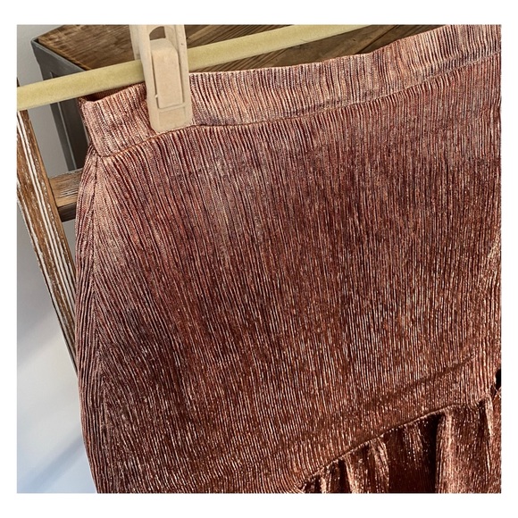 J. Crew Collection • Rose Gold Skirt • Size 6 - Picture 5 of 7